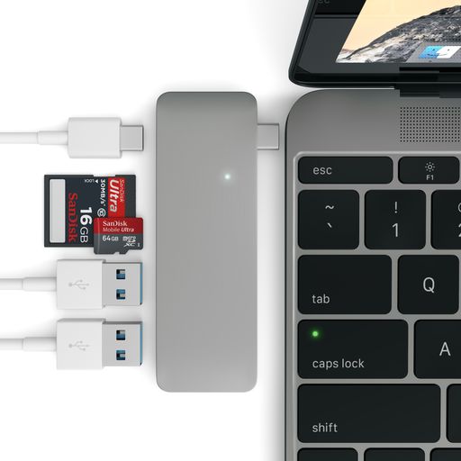 Satechi Type-C USB Passthrough Hub